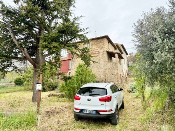 casa indipendente in vendita a Marsciano in zona Castiglione della Valle