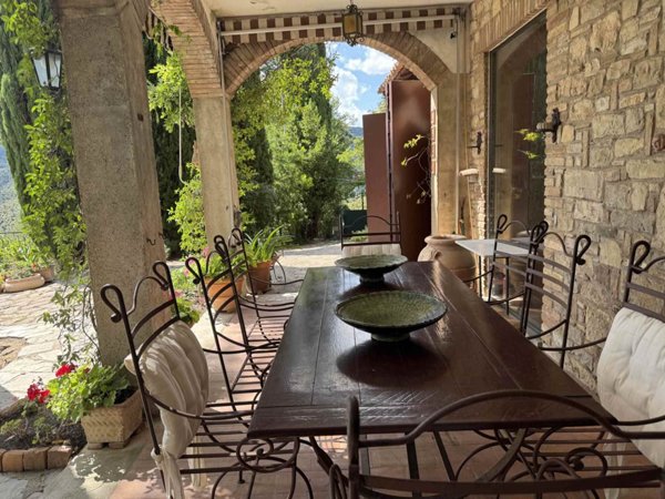 casa indipendente in vendita a Marsciano in zona Monte Vibiano Vecchio