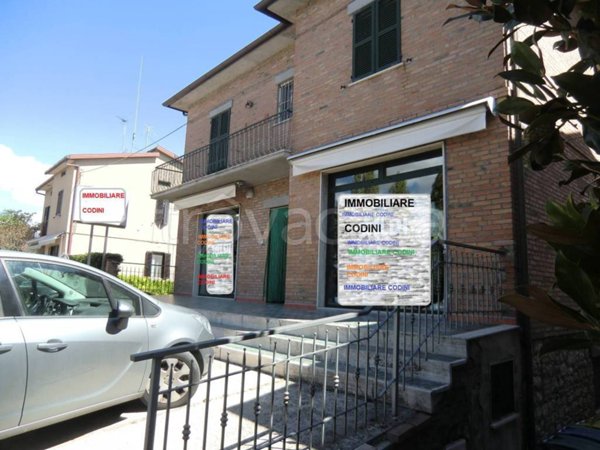 negozio in vendita a Marsciano
