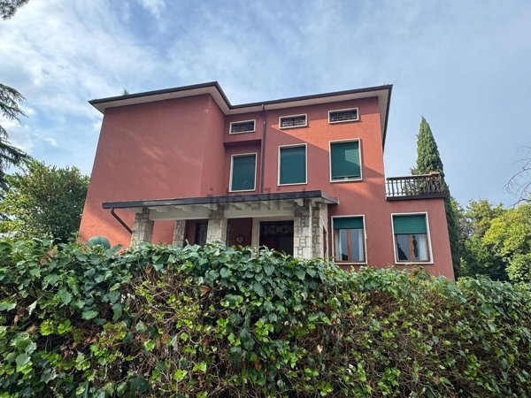 casa indipendente in vendita a Marsciano