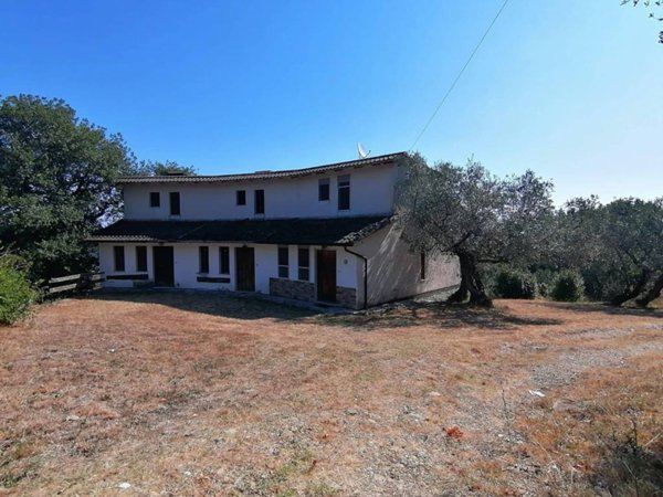 casa indipendente in vendita a Marsciano in zona Migliano