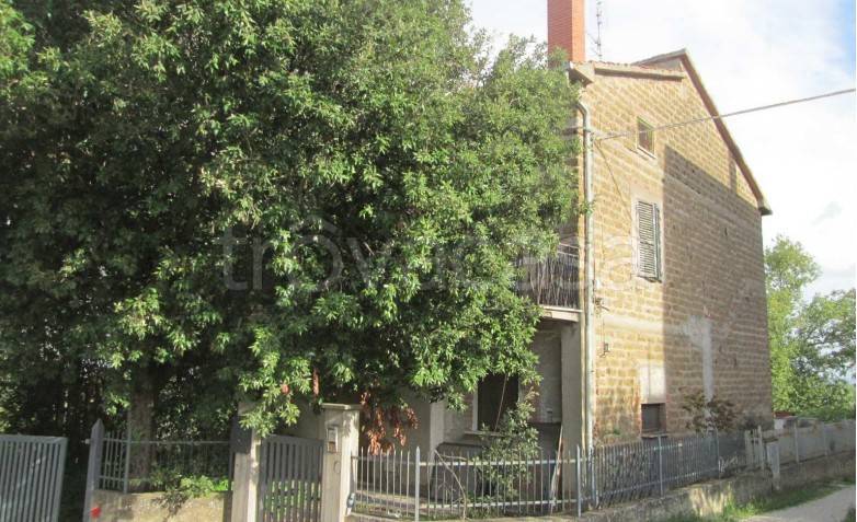 casa indipendente in vendita a Marsciano