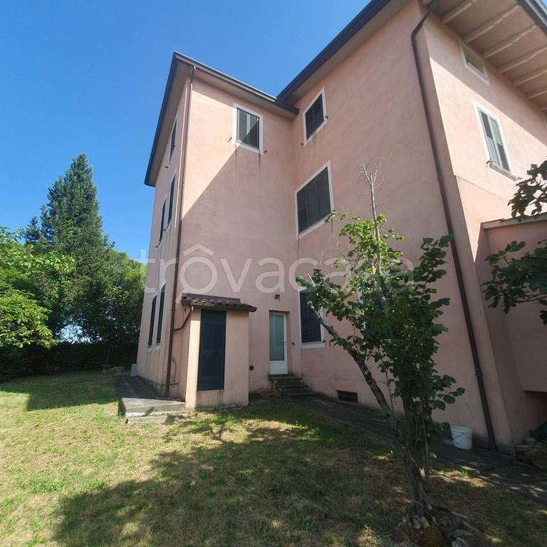 casa indipendente in vendita a Marsciano