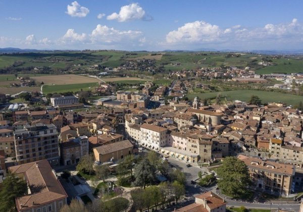 casa indipendente in vendita a Marsciano