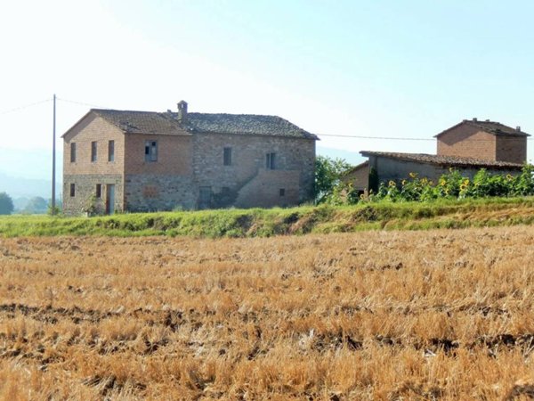 casa indipendente in vendita a Marsciano