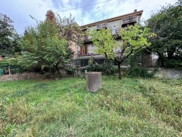 casa indipendente in vendita a Marsciano