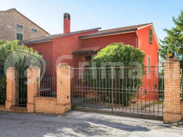 casa indipendente in vendita a Marsciano in zona Cerqueto