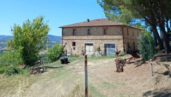 azienda agricola in vendita a Marsciano in zona Cerqueto
