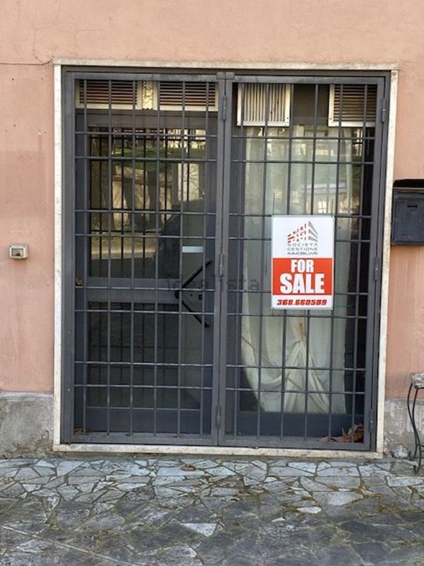 locale commerciale in vendita a Marsciano