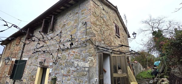 casale in vendita a Marsciano