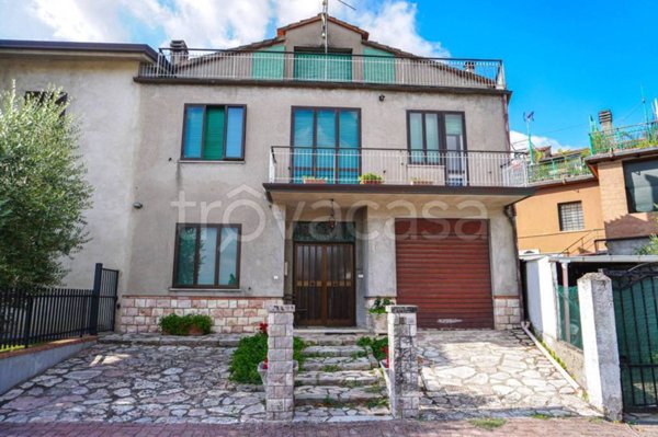 casa indipendente in vendita a Marsciano