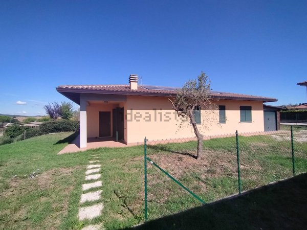 casa indipendente in vendita a Marsciano in zona Morcella