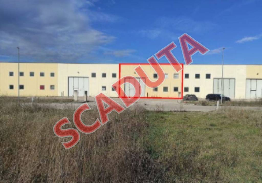 locale commerciale in vendita a Marsciano