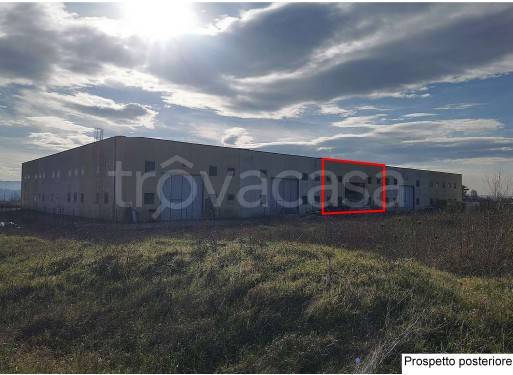 locale commerciale in vendita a Marsciano in zona Papiano