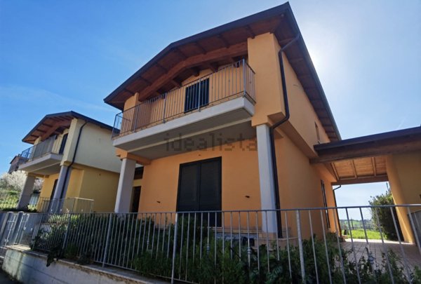 casa indipendente in vendita a Marsciano in zona San Biagio della Valle