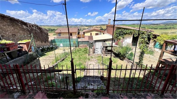 appartamento in vendita a Marsciano in zona Villanova