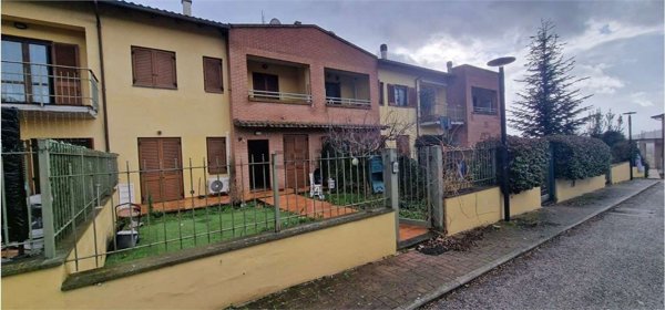 casa indipendente in vendita a Marsciano