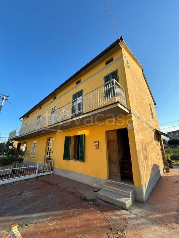 casa indipendente in vendita a Marsciano
