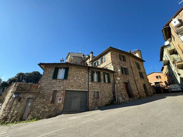 casa indipendente in vendita a Marsciano