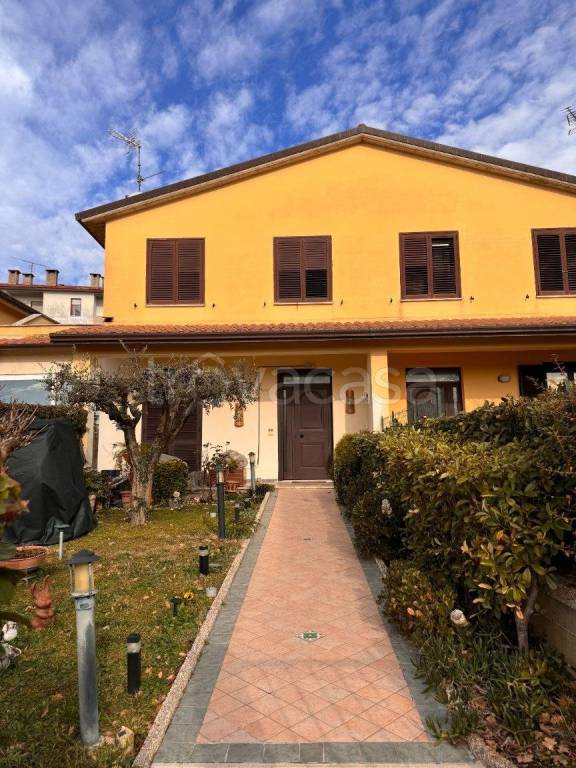 casa indipendente in vendita a Marsciano
