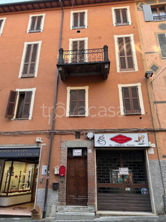 negozio in vendita a Marsciano