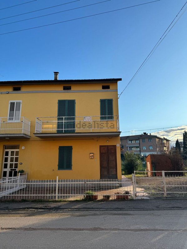 casa indipendente in vendita a Marsciano