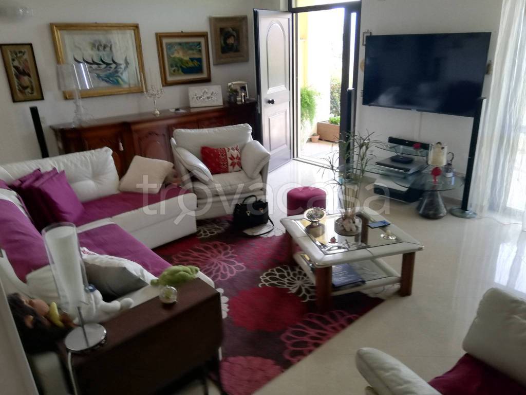 casa indipendente in vendita a Marsciano