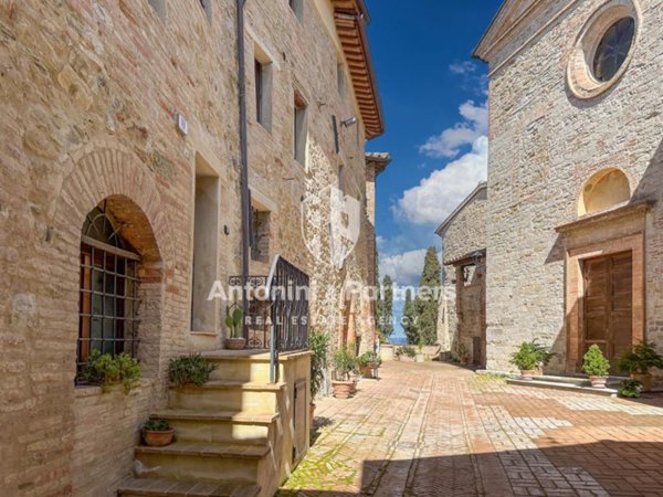 appartamento in vendita a Marsciano in zona Spina