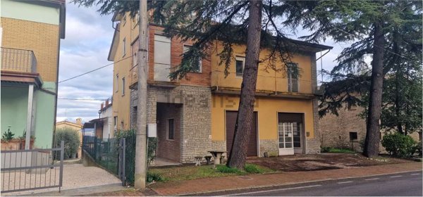casa indipendente in vendita a Marsciano