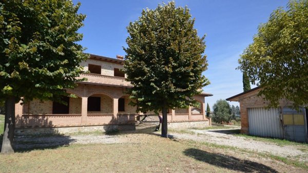 casa indipendente in vendita a Marsciano