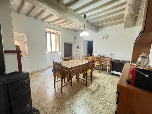 quadrivano in vendita a Marsciano in zona Compignano