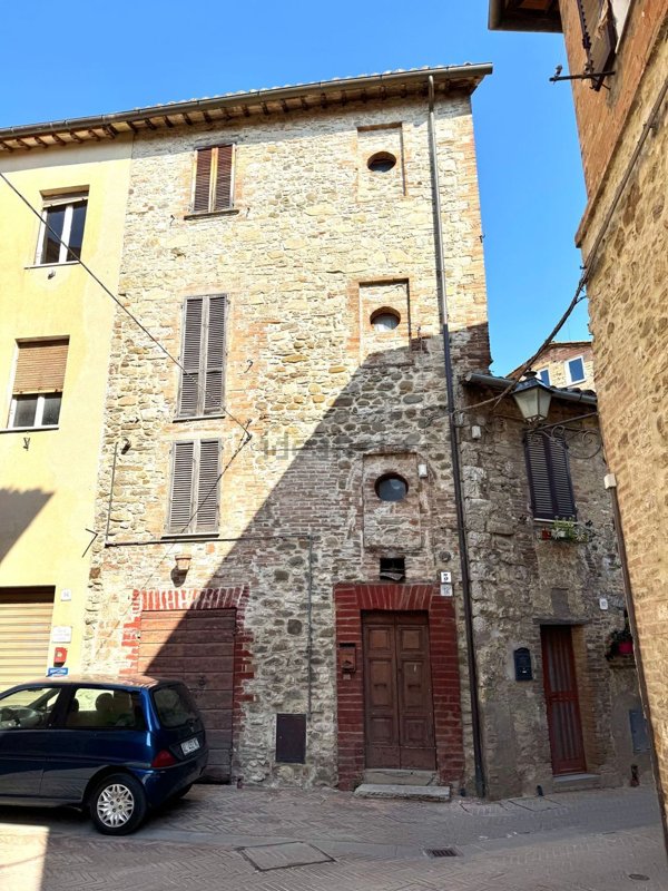 pentavano in vendita a Marsciano