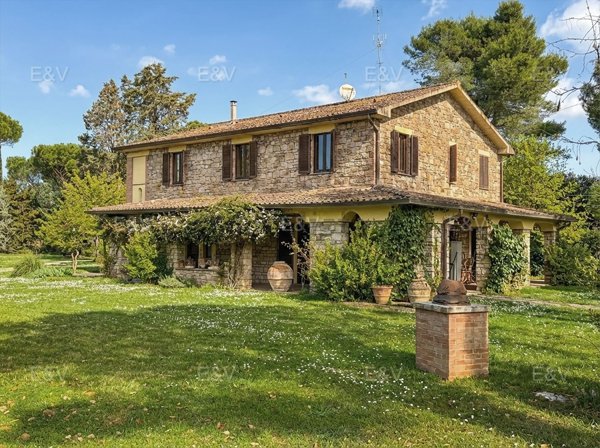 casa indipendente in vendita a Marsciano