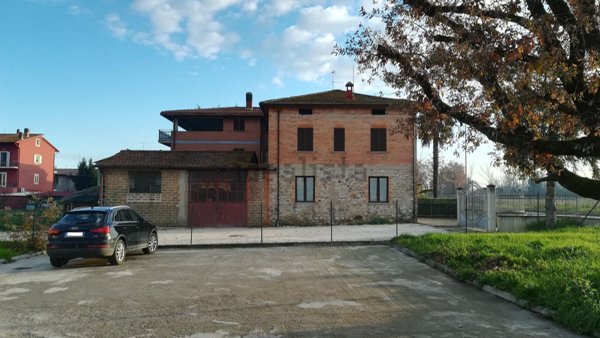 casa semindipendente in vendita a Marsciano