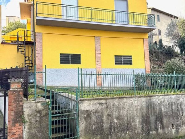 casa semindipendente in vendita a Marsciano in zona Migliano
