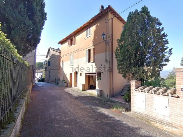 appartamento in vendita a Marsciano in zona San Valentino della Collina