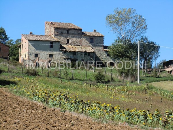 casale in vendita a Marsciano
