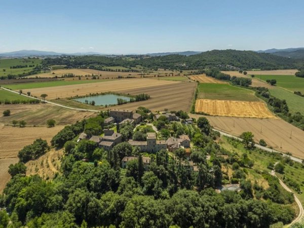 casa indipendente in vendita a Marsciano
