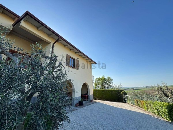 appartamento in vendita a Marsciano in zona Cerqueto