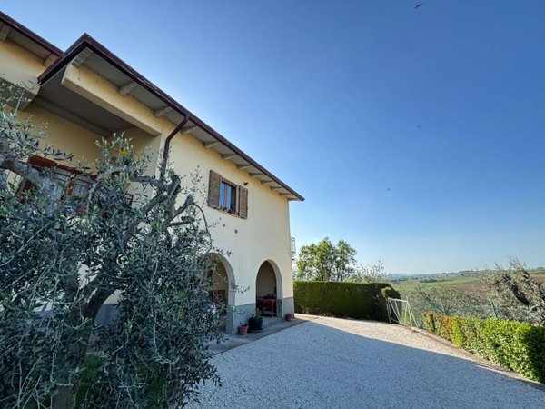 appartamento in vendita a Marsciano in zona Cerqueto