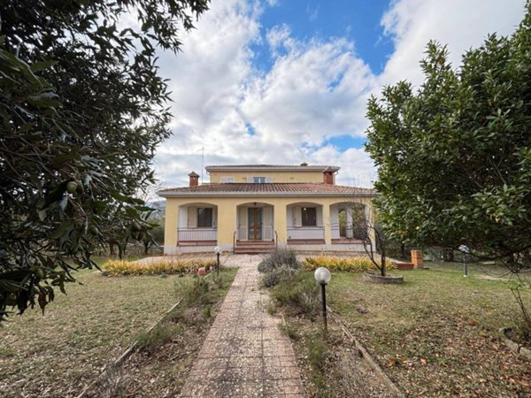casa indipendente in vendita a Marsciano in zona Migliano