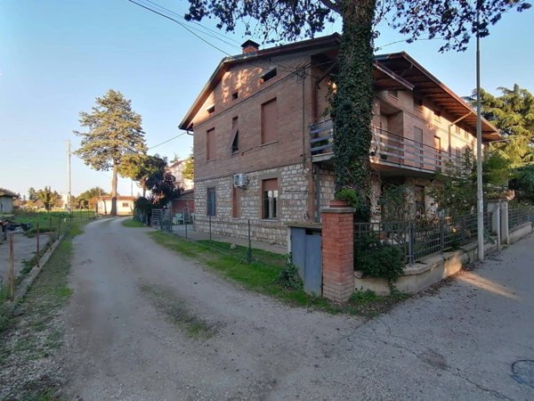 appartamento in vendita a Marsciano in zona Papiano