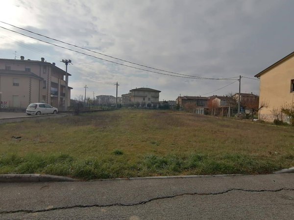 terreno edificabile in vendita a Marsciano