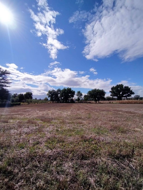 terreno edificabile in vendita a Marsciano in zona Papiano