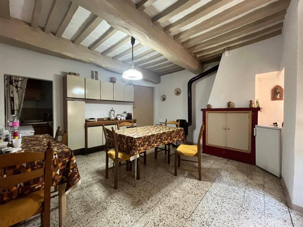 casa indipendente in vendita a Marsciano in zona Compignano