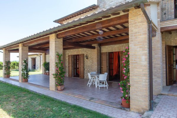 casa indipendente in vendita a Marsciano