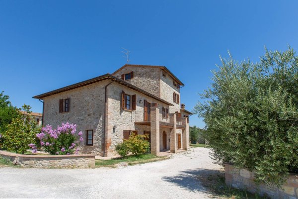 casa indipendente in vendita a Marsciano