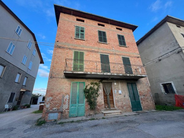 casa indipendente in vendita a Marsciano