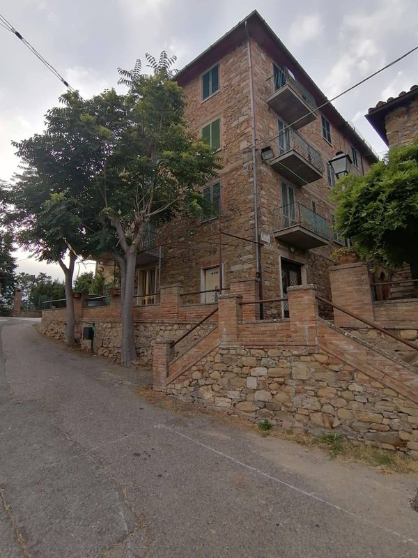 appartamento in vendita a Marsciano in zona Compignano