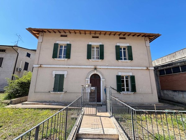 casa indipendente in vendita a Marsciano